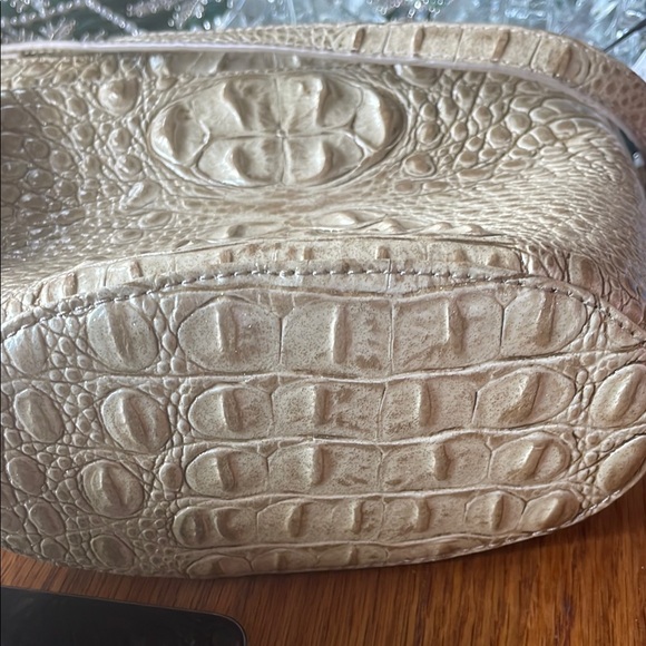 Brahmin Gold Croc Embossed Women's Bag - Picture 9 of 9
